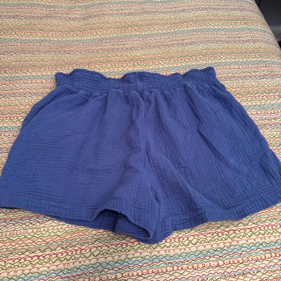 Three Dots Blue Crepe Material Pull on Elastic Waist Shorts with pockets XL - Picture 5 of 5